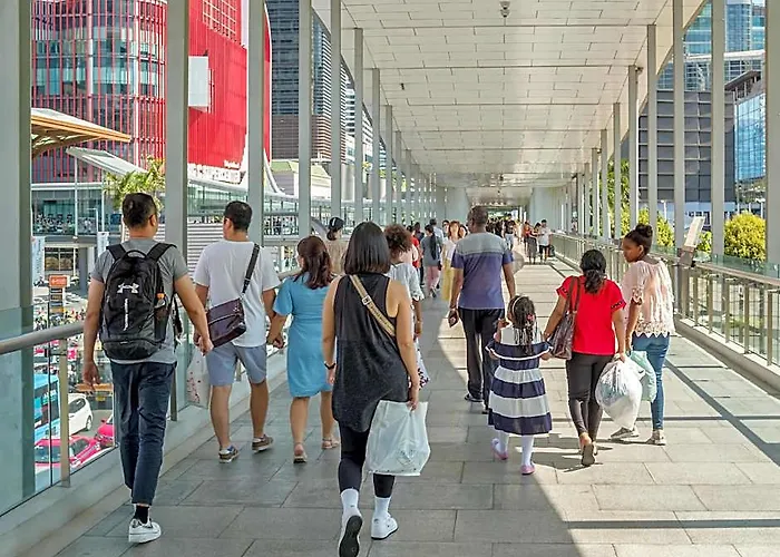 Family Hub @ Pratunam 6 - Group + Free Pickup